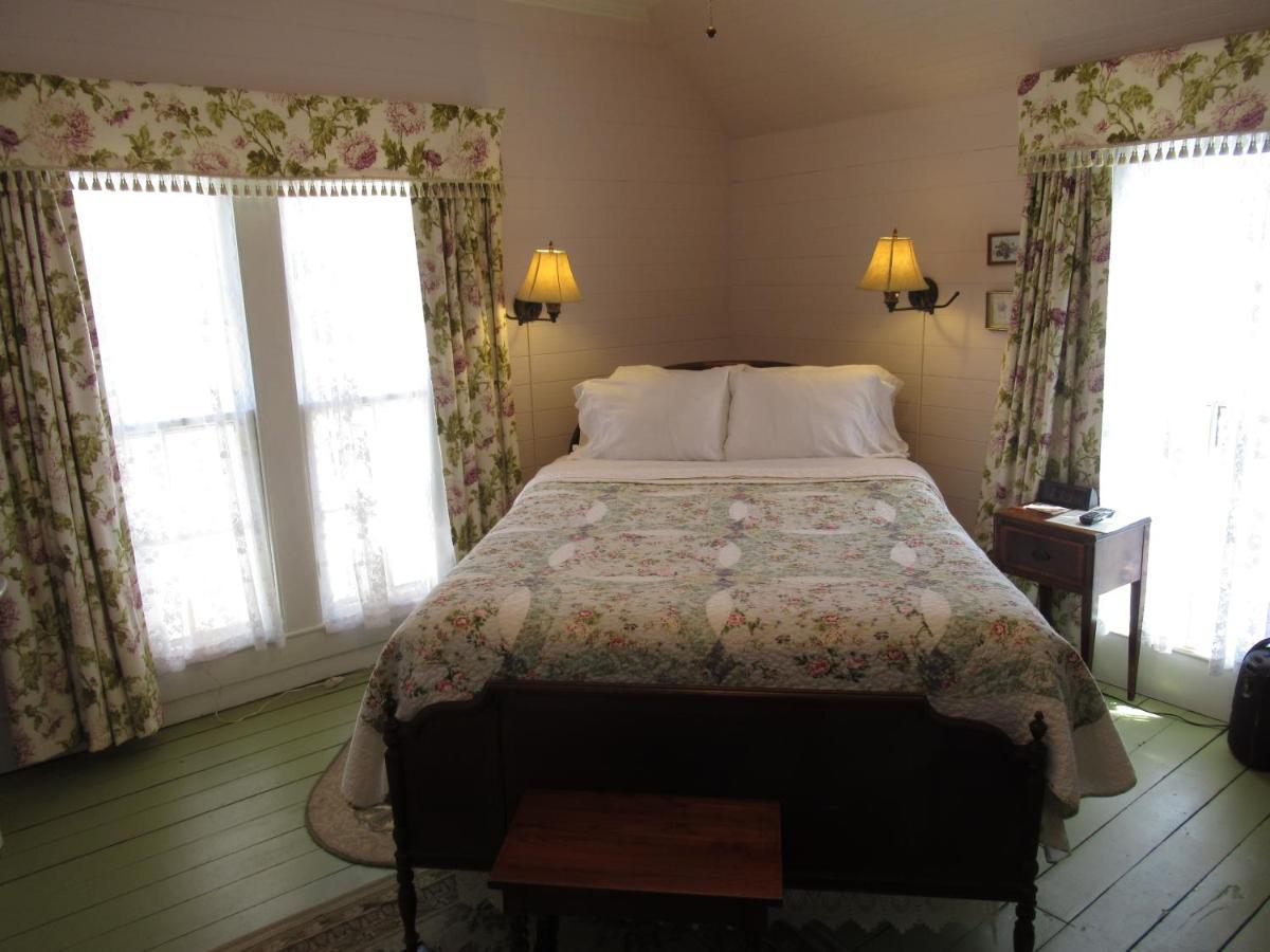 Carrier Houses Bed & Breakfast Rutherfordton Eksteriør billede